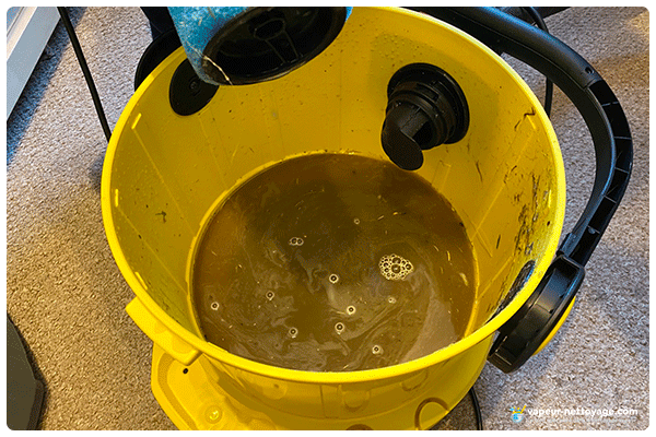 Cuve d'eau usée du Karcher SE 4001